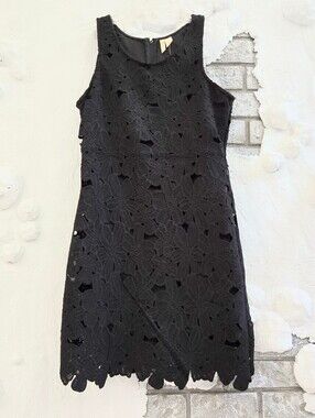 Japna Women Black Floral Eyelet Lace Sleeveless Shift Dress Scalloped Hem Size L